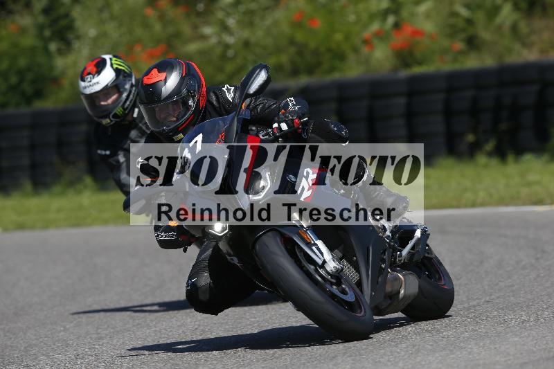 /Archiv-2024/29 12.06.2024 MOTO.CH Track Day ADR/Gruppe gelb/37